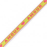 Schmuckband mit Tekst "Amour" Neon green-pink